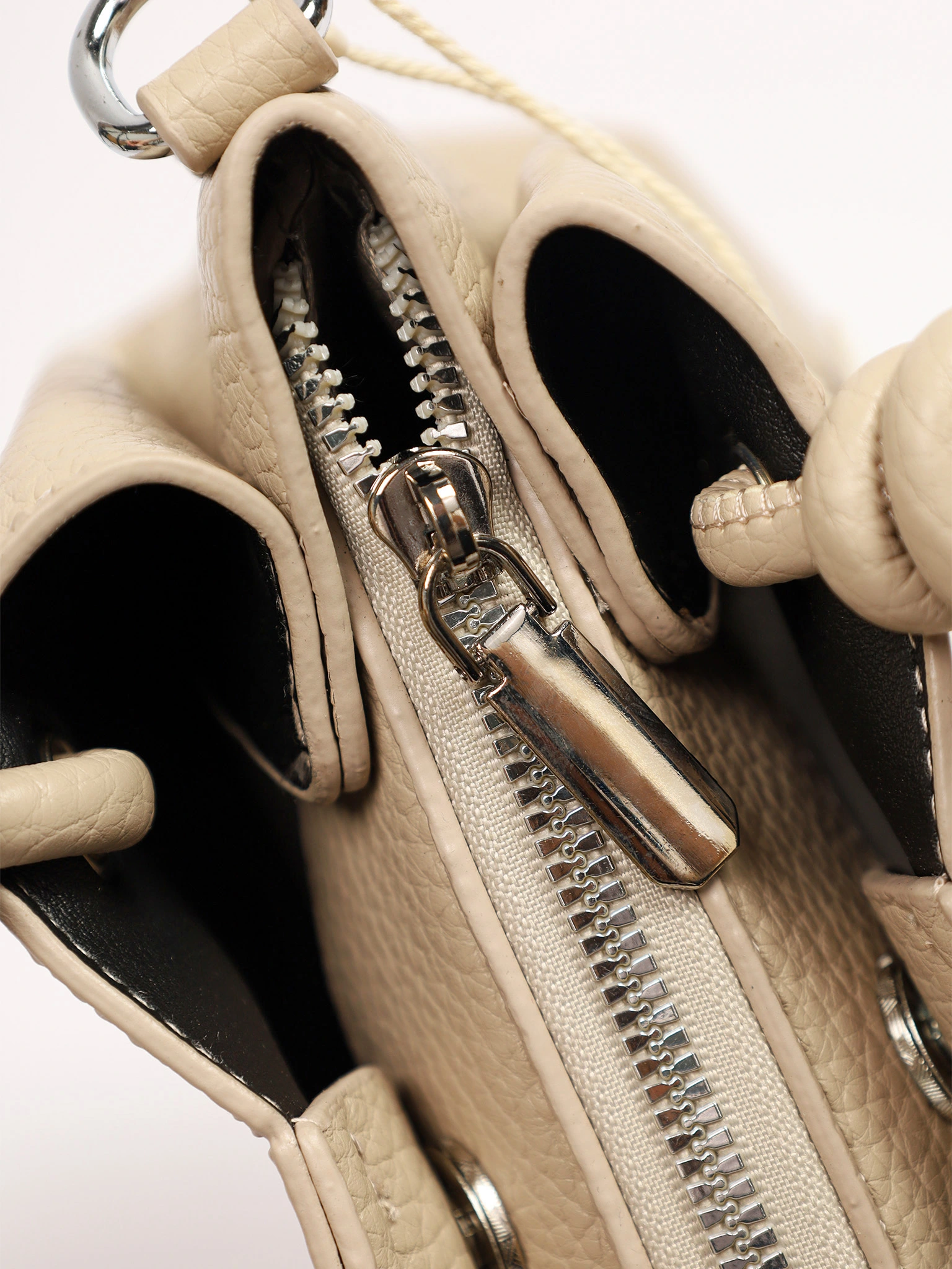 Сумка-тоут с округлыми ручками в ассортименте